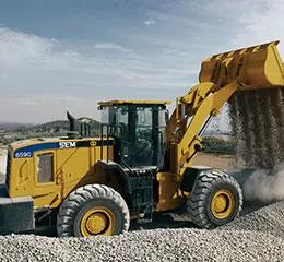 Carregadeira de Rodas SEM 659C