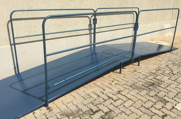 Passarela para Tubulação em Calçada