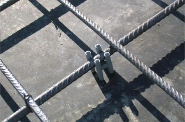 Distanciador Plástico Tipo “Cadeirinha” CPL