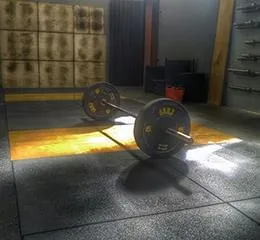 Linha Monster - Piso em Placas de Borracha