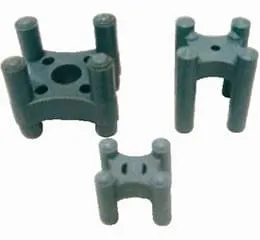 Distanciador Tipo "Pino"