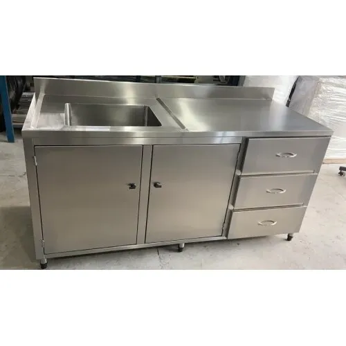 Gabinete em Aço Inox