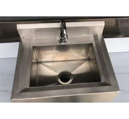 Lavatório em Aço Inox 