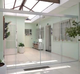 Porta Engenharia de Vidro Temperado com 2 Folhas 