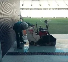 Corte em Piso de Concreto Armado ou Asfáltico