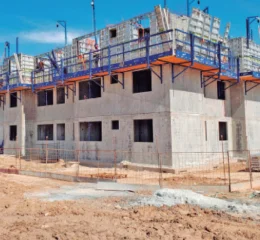 Sistema Trepante com Andaime Misto – Rede de Proteção 