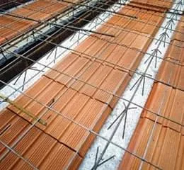 Laje Treliça com Cerâmica - Koncrelar