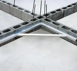 Esquadro de Alumínio Soldado