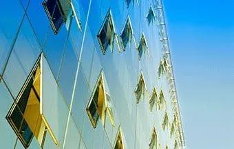 Iluminação natural colabora para o desempenho e a economia das edificações