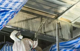 Quais os materiais indicados para impermeabilizar ambientes agressivos? 