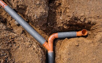 Como comprar tubos e conexões para hidráulica e esgoto