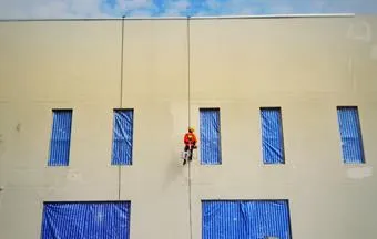 Veja por que usar tintas nas fachadas traz ganhos à edificação