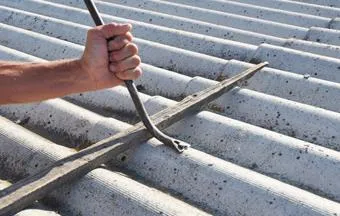 Como descartar amianto de forma segura? Conheça regras e procedimentos