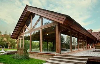 Escolha de esquadrias de madeira depende de projeto e desempenho