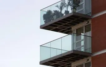 Sacadas fechadas com vidro estão mais ‘in’ do que nunca