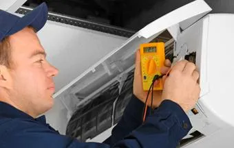 Instalação de ar-condicionado split pede adequação da infraestrutura elétrica