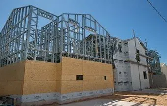 Painéis OSB para sistema CES garantem construção sustentável de 63 casas