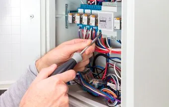 Confira dicas para comprar painéis elétricos com segurança