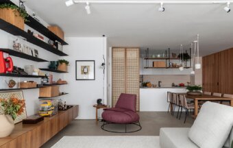 Antigo apê no Itaim Bibi ganha conforto e jovialidade com projeto do Casa 33