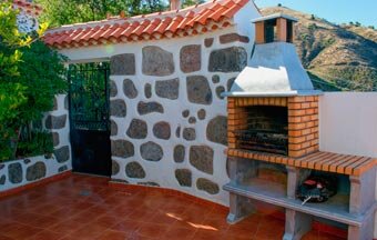 Churrasqueira pré-moldada: conheça os principais revestimentos