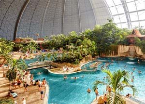 Antigo estaleiro vira parque aquático na Alemanha