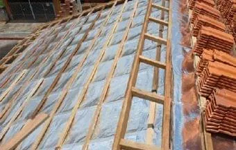 Mantas refletivas conferem conforto térmico às edificações