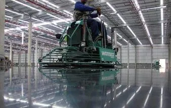 Soluções Polipiso conferem proteção e durabilidade a pavimento de supermercado