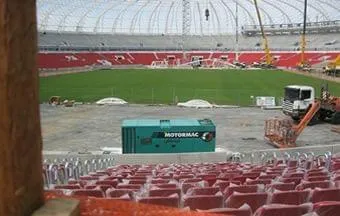 Equipamentos fornecidos pela Motormac agilizam obra de estádio da Copa