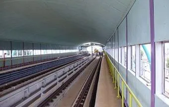 Barreiras acústicas reduzem ruídos em regiões vizinhas a vias de fluxo intenso