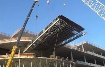 Mesa Deslizante SH® confere agilidade na concretagem de lajes de Shopping Center