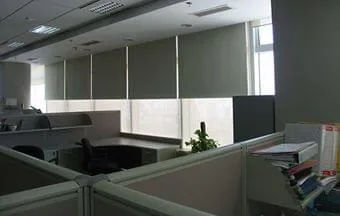 Cortinas RTC: controle da luminosidade com acionamento motorizado e individual