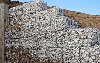 Muro de arrimo: projeto exige estudo do solo