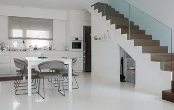 Como fazer a manutenção e eventuais reparos em porcelanato líquido