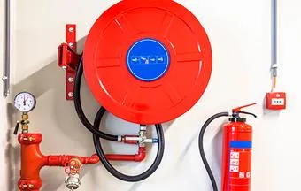 Como a Lei nº 13.425, de combate a incêndio, afeta a construção civil?