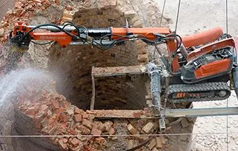 Robô permitiu demolição controlada de chaminé em antiga fábrica de cimento