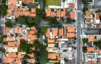 Qual o telhado ideal para a sua casa? Conheça seis tipos e faça a escolha certa